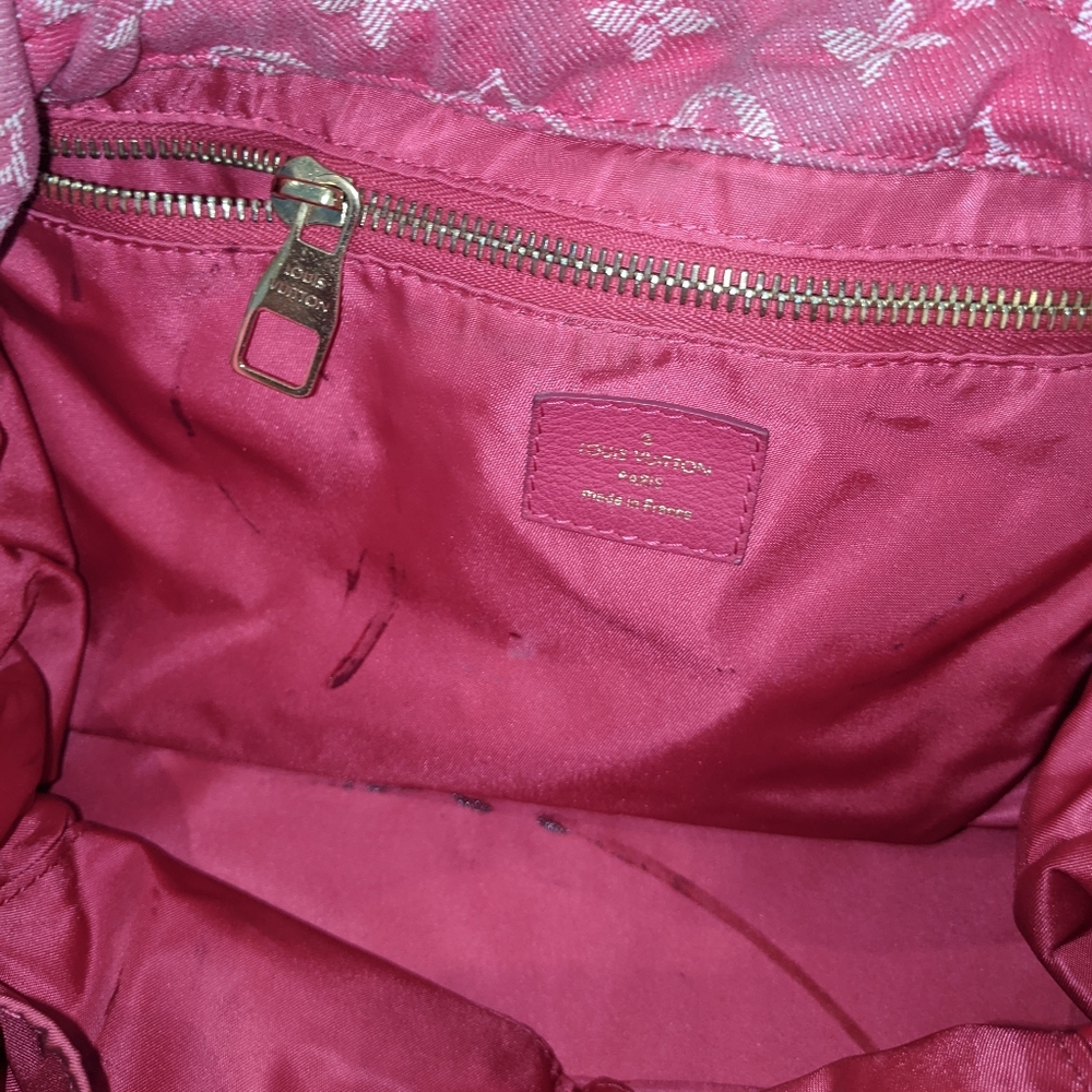 Louis Vuitton: Denim Noefull MM Monogram Tote - Picture 6 of 14